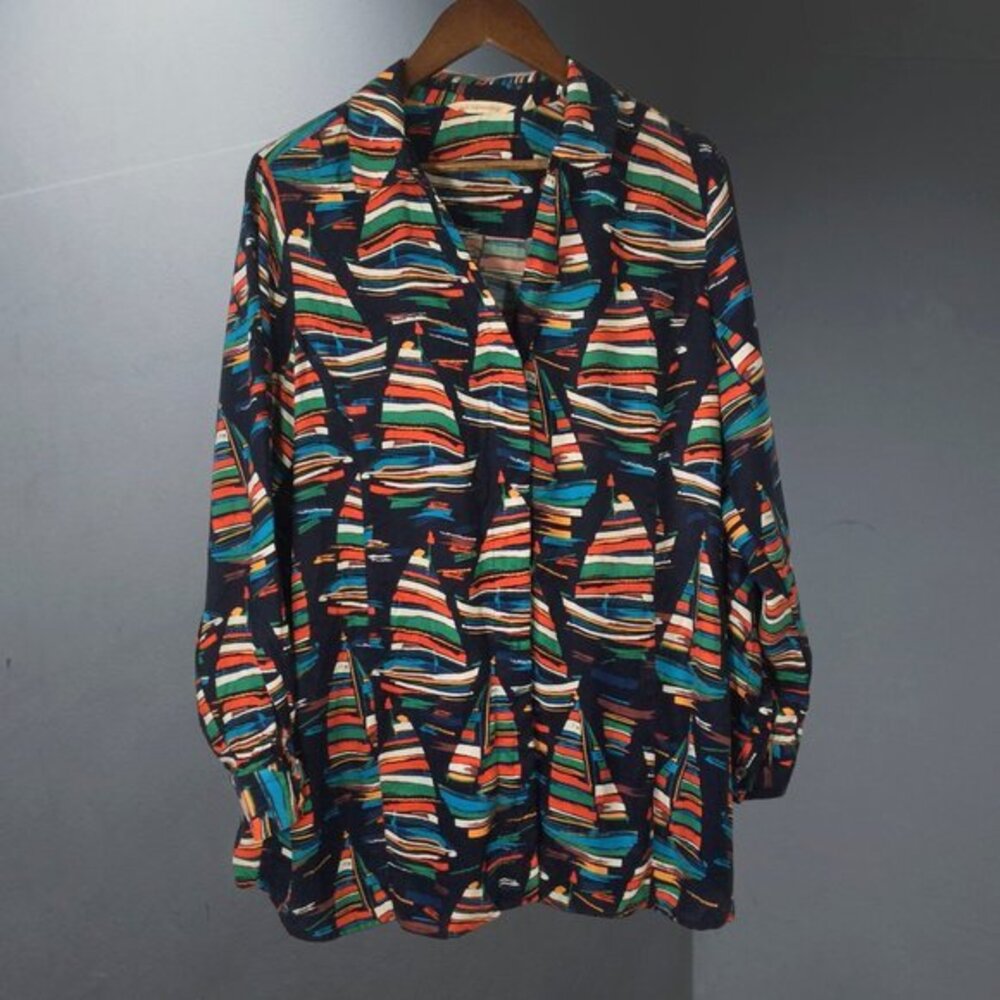 Soft Surroundings Sail Away Boat Shirt Size Large Colorful Button Down Blouse